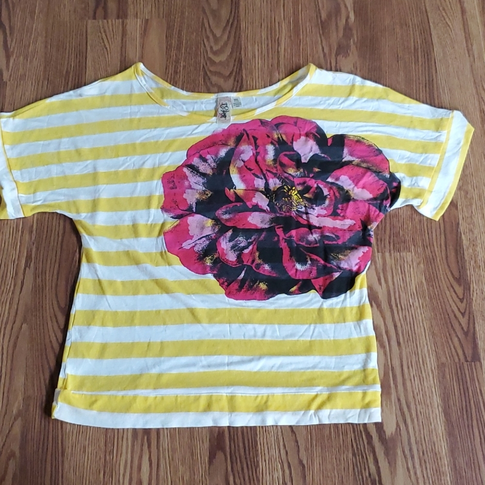 L8ter top Short sleeve striped w rose